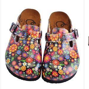 Calceo-Multi-colored flower print painted leather mule-BStock style/fit LAST 1!!
